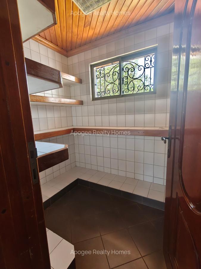 6 Bed House with En Suite at Gigiri Westlands - 4