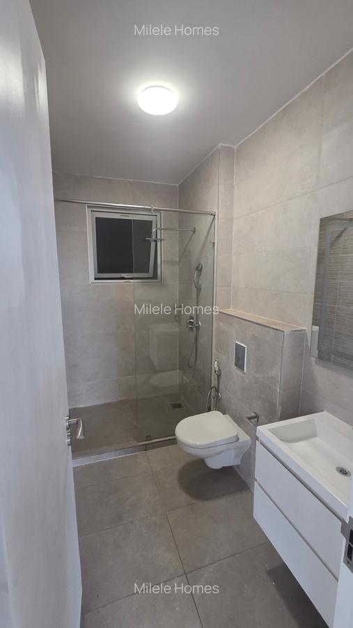 Serviced 2 Bed Apartment with En Suite at Off Nyeri Road - 6