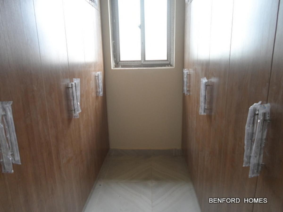 3 Bed Apartment with En Suite in Nyali Area - 15