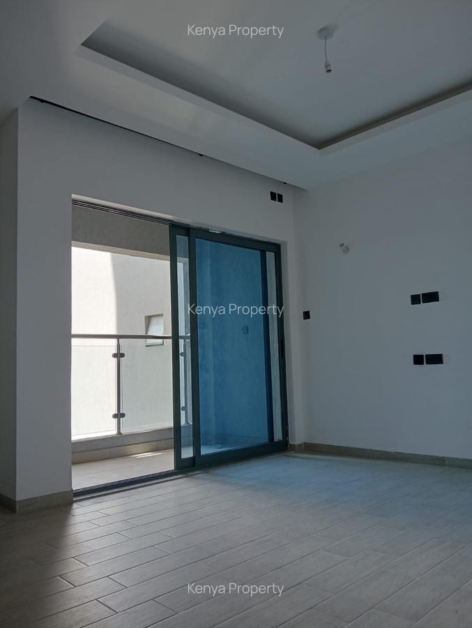 1 Bed Apartment with En Suite at Argwings Kodhek Road - 6