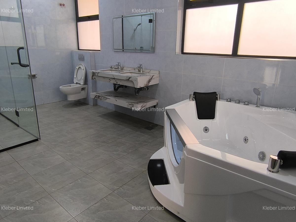 5 Bed House with En Suite at Kiambu - 20