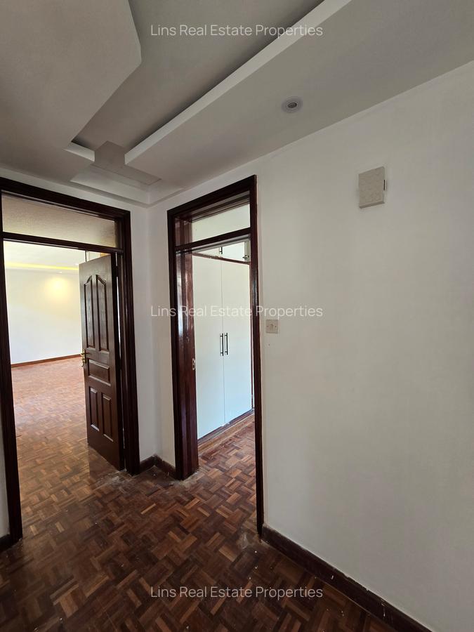 4 Bed Townhouse with En Suite in Lavington - 7