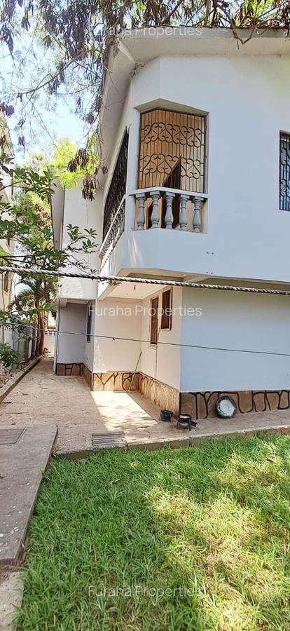 4 Bed House in Nyali Area - 11