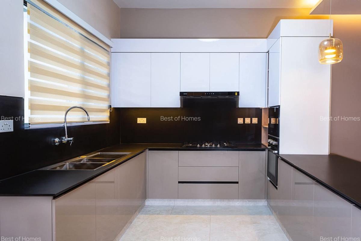 4 Bed Villa with En Suite in Langata - 5