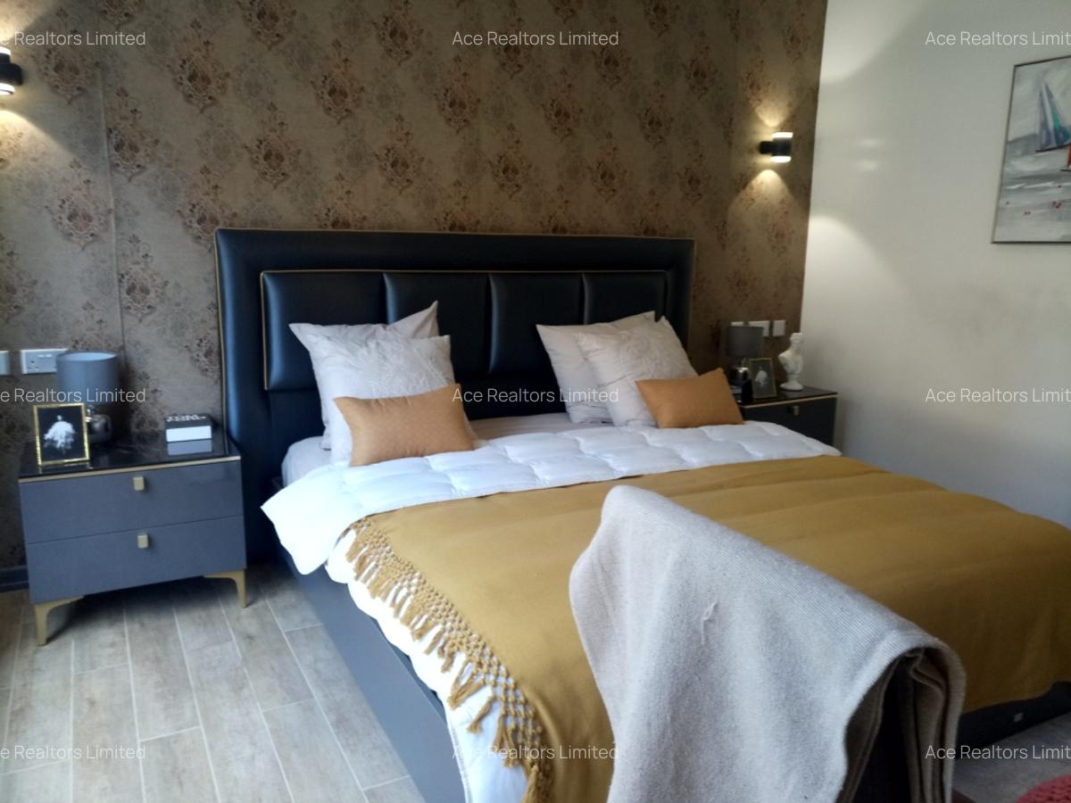 2 Bed Apartment with En Suite at Lavington - 7