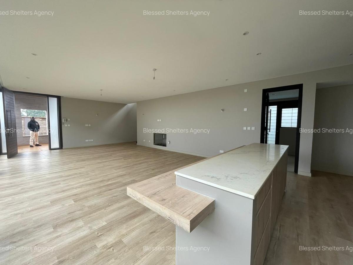 3 Bed Villa with En Suite in Kiambu Road - 19