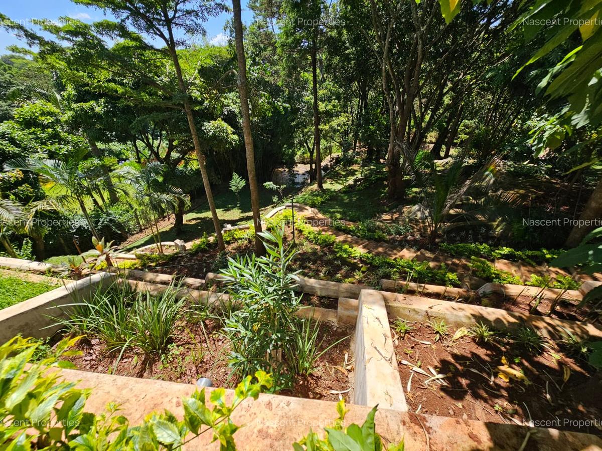 5 Bed House with En Suite in Gigiri - 11