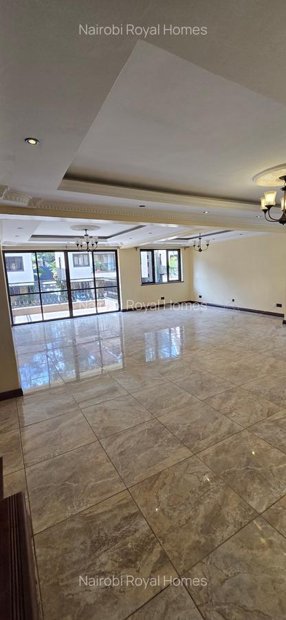 5 Bed Townhouse with En Suite at Lavington Green - 9