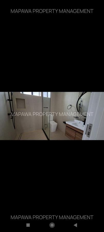 Serviced 3 Bed Apartment with En Suite in Brookside - 15