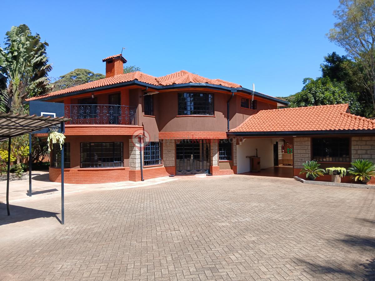4 Bed House with En Suite in Karen - 3