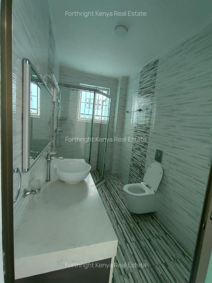 6 Bed House with En Suite in Karen - 16