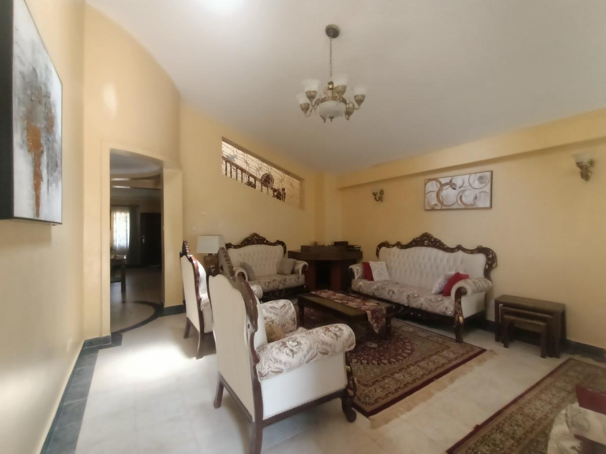 4 Bed Villa with En Suite at Lavington - 6