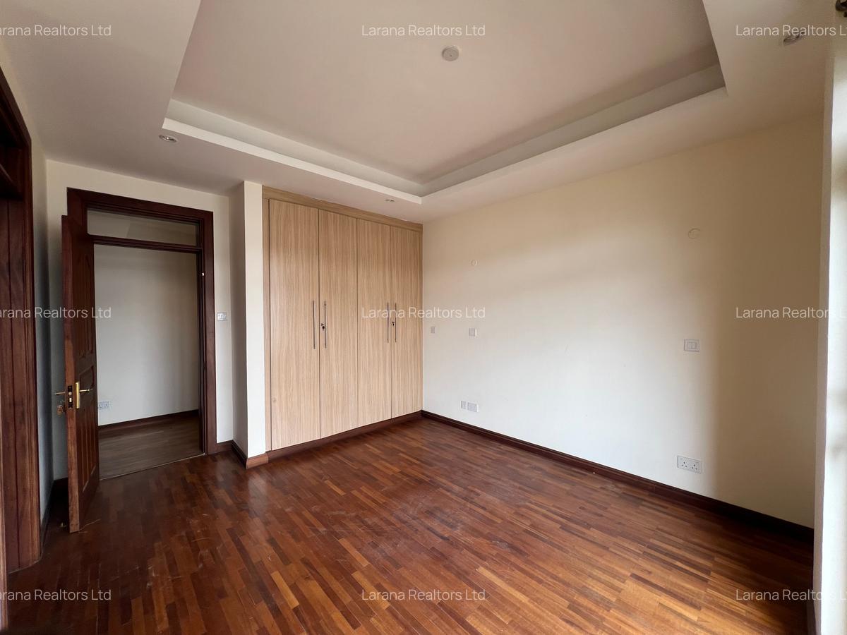 4 Bed Apartment with En Suite at General Mathenge - 5