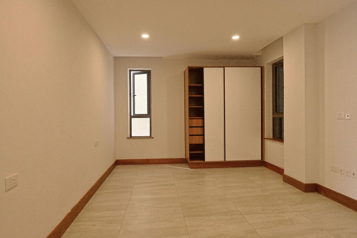 3 Bed Apartment with En Suite in Rhapta Road - 14