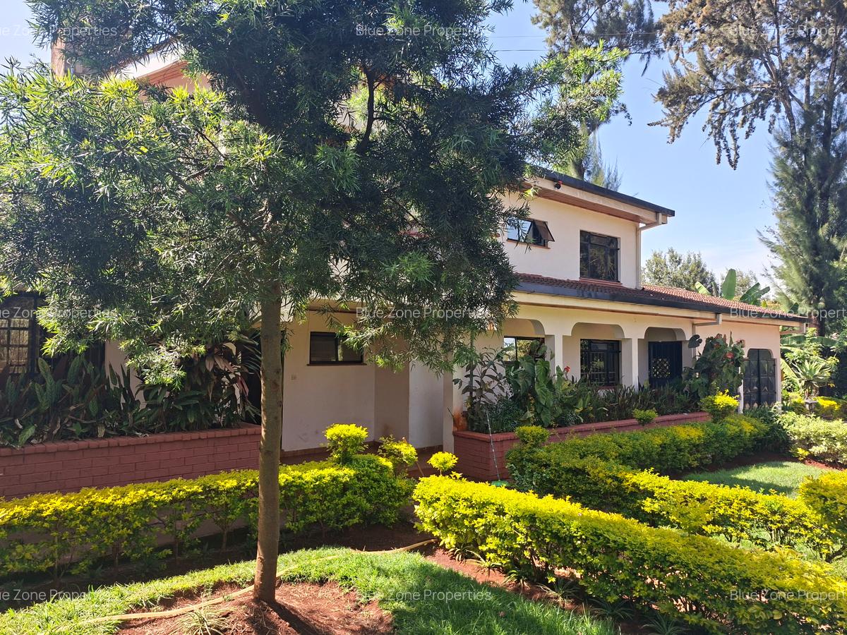 4 Bed House with En Suite at Off Redhill Dr - 1