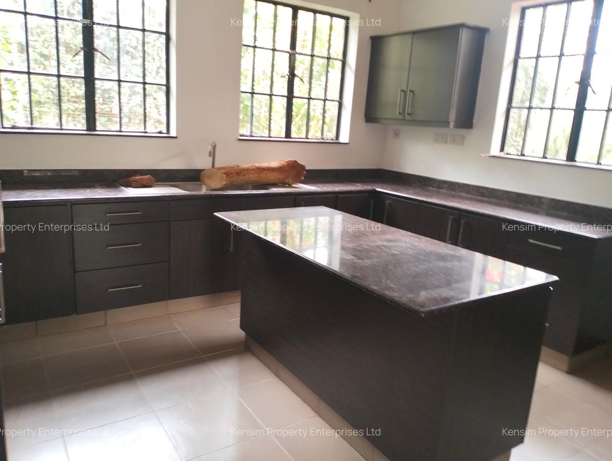 4 Bed Townhouse with En Suite in Runda - 5