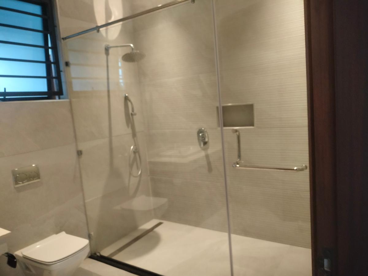 6 Bed Townhouse with Garden at Few Minutes Drive To Gigiri - 10