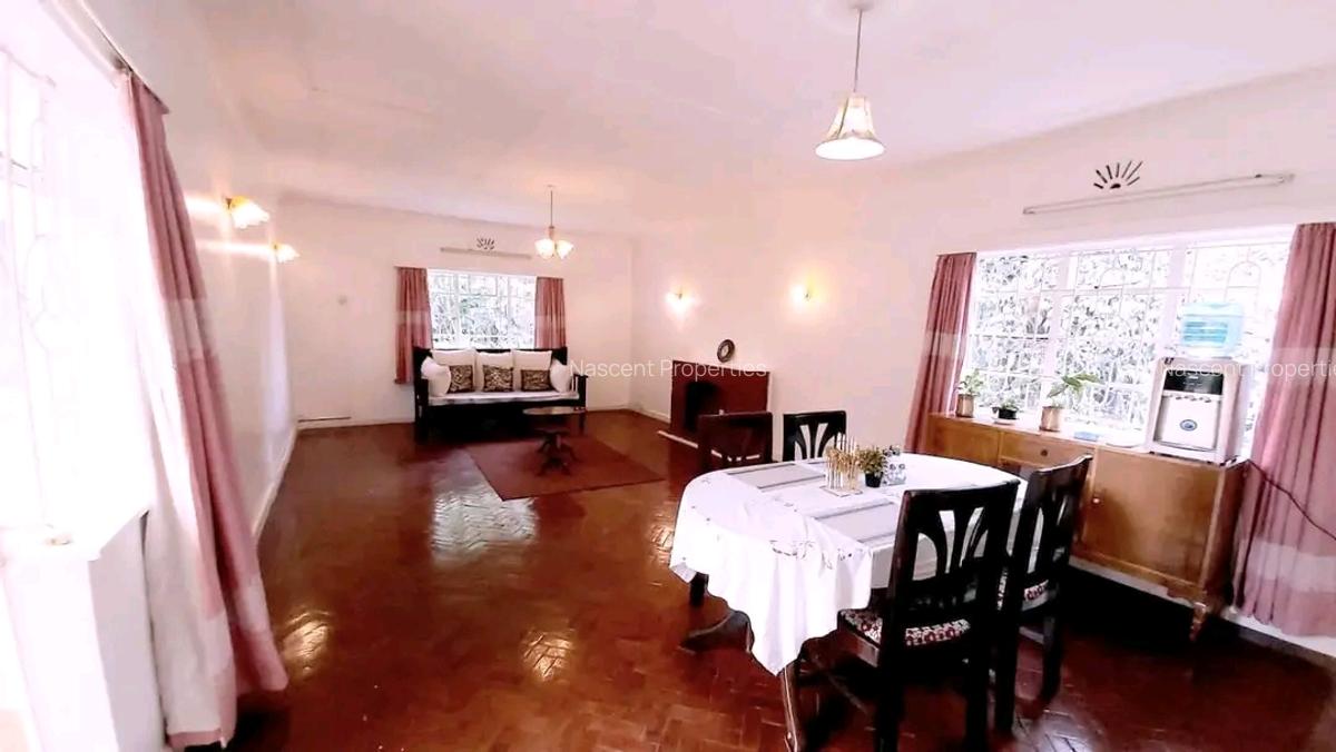 3 Bed House with En Suite in Spring Valley - 2