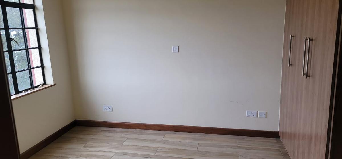 2 Bed Apartment with En Suite in Westlands Area - 6