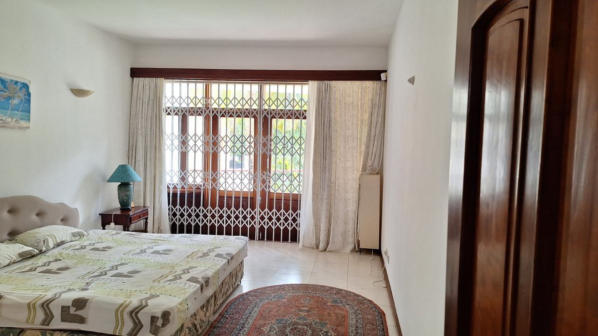 5 Bed House with En Suite at Nyali Mombasa - 4