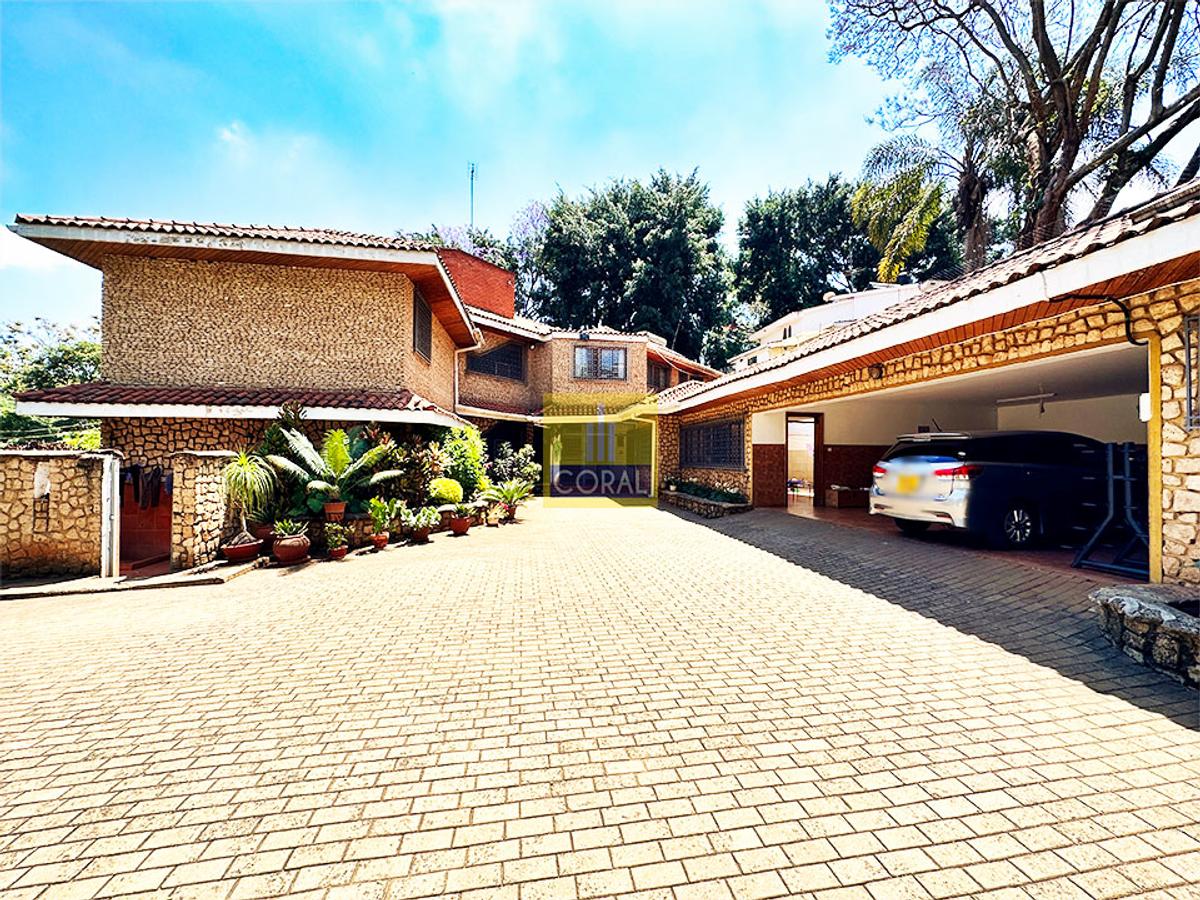 5 Bed House in Westlands Area - 1