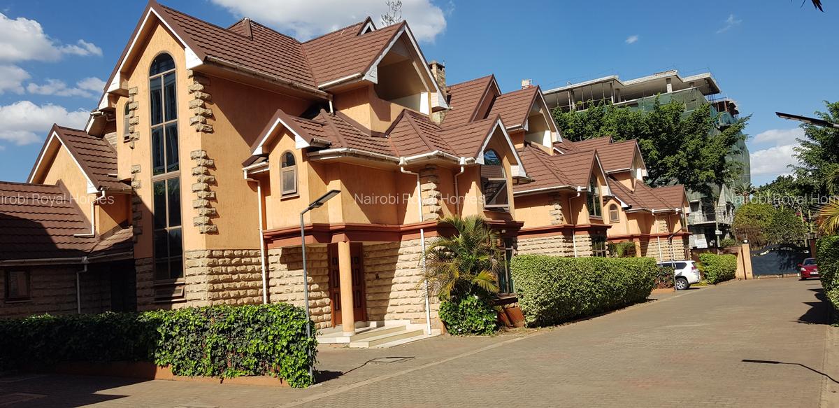 5 Bed Townhouse with En Suite at Lavington Green - 2