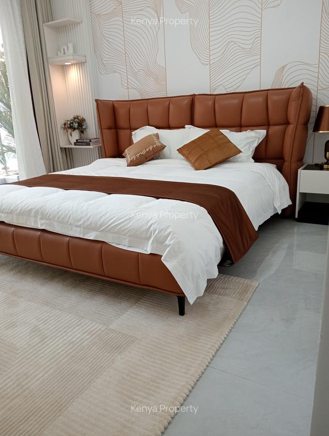 2 Bed Apartment with Swimming Pool at Wood Avenue - 4