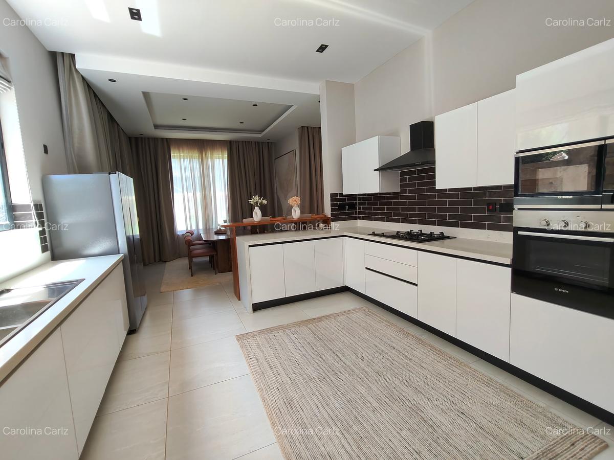 4 Bed Townhouse with En Suite at Loresho - 5