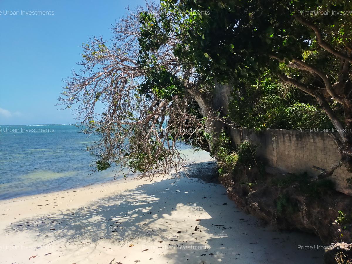 6 Bed Villa with En Suite in Mtwapa - 3