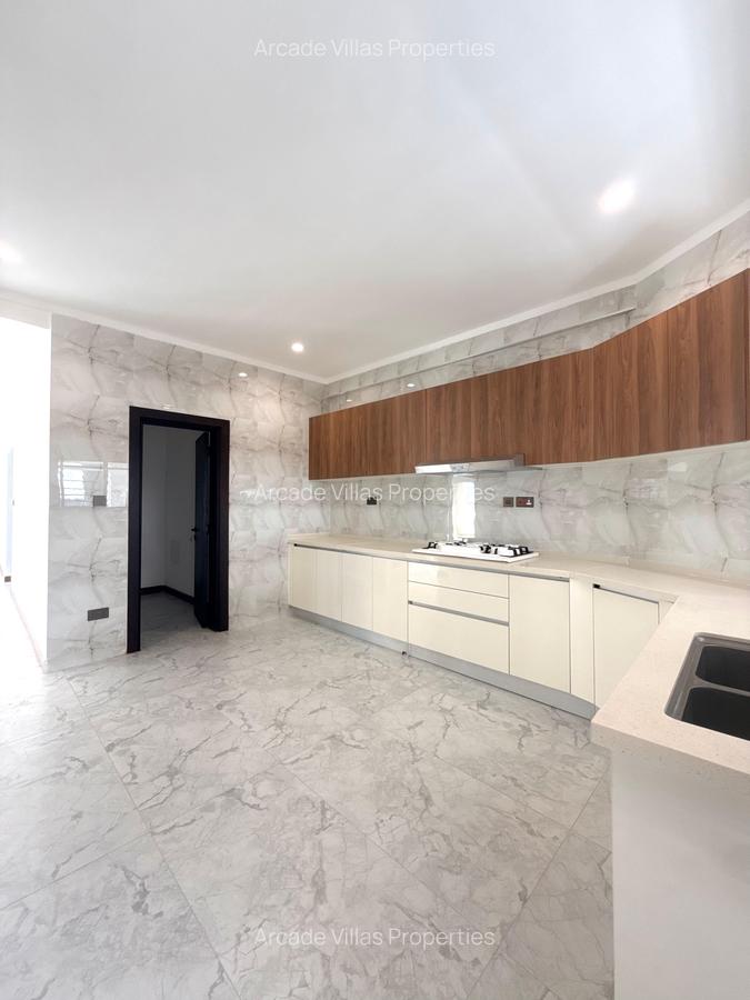 3 Bed Apartment with En Suite in Kileleshwa - 7