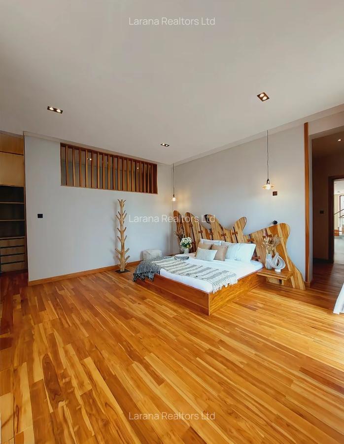 4 Bed House with En Suite in Loresho - 19