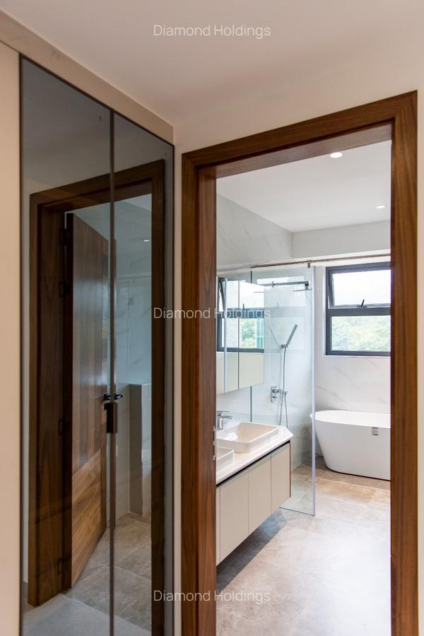 3 Bed Apartment with En Suite in General Mathenge - 6