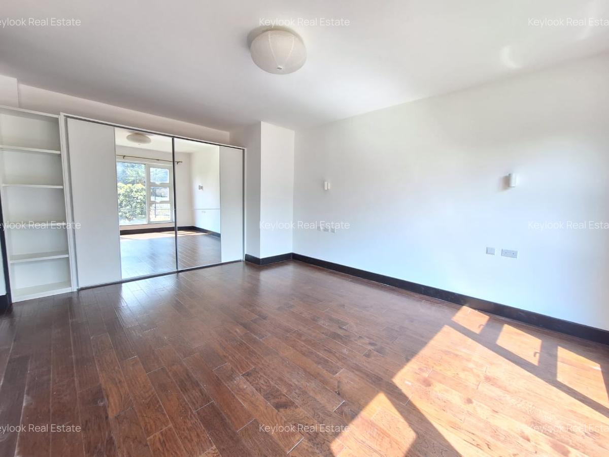 3 Bed Apartment with En Suite at Spring Valley - 6