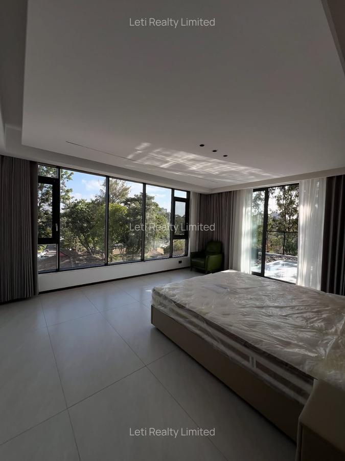 5 Bed Townhouse with En Suite in Lavington - 7