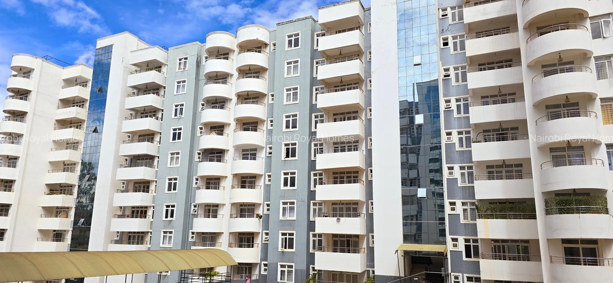 3 Bed Apartment with En Suite at Lavington Hatheru - 6