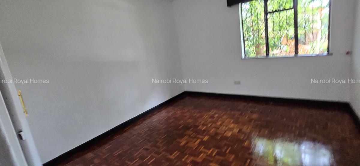 4 Bed Townhouse with En Suite at Lavington Off James Gichuru - 9