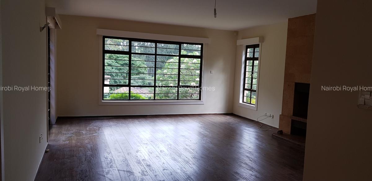 4 Bed Townhouse with En Suite at Rosslyn Lone Tree Road 55 - 20