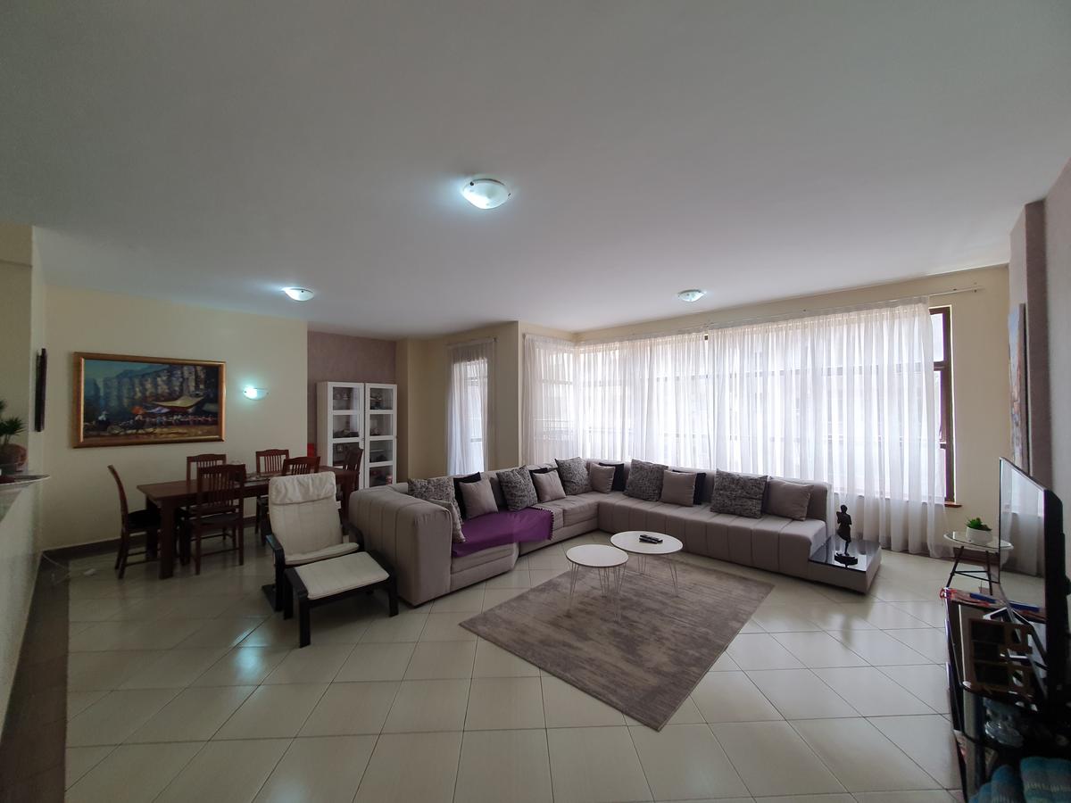 3 Bed Apartment with En Suite at Mpaka Rd - 3