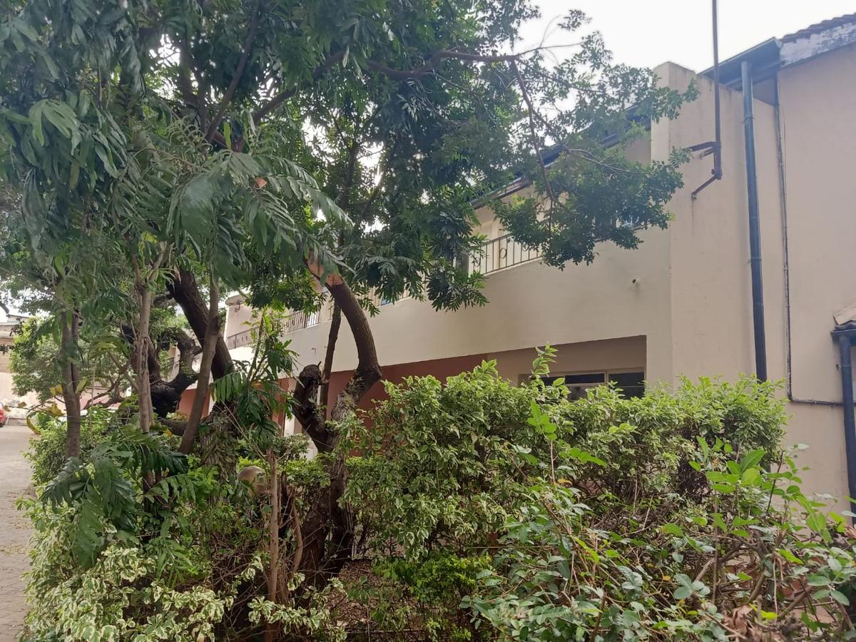 4 Bed Townhouse with Walk In Closet in Kilimani - 2