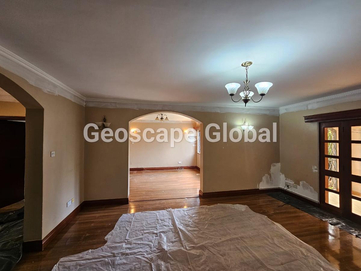 4 Bed Apartment with En Suite in Kitisuru - 3