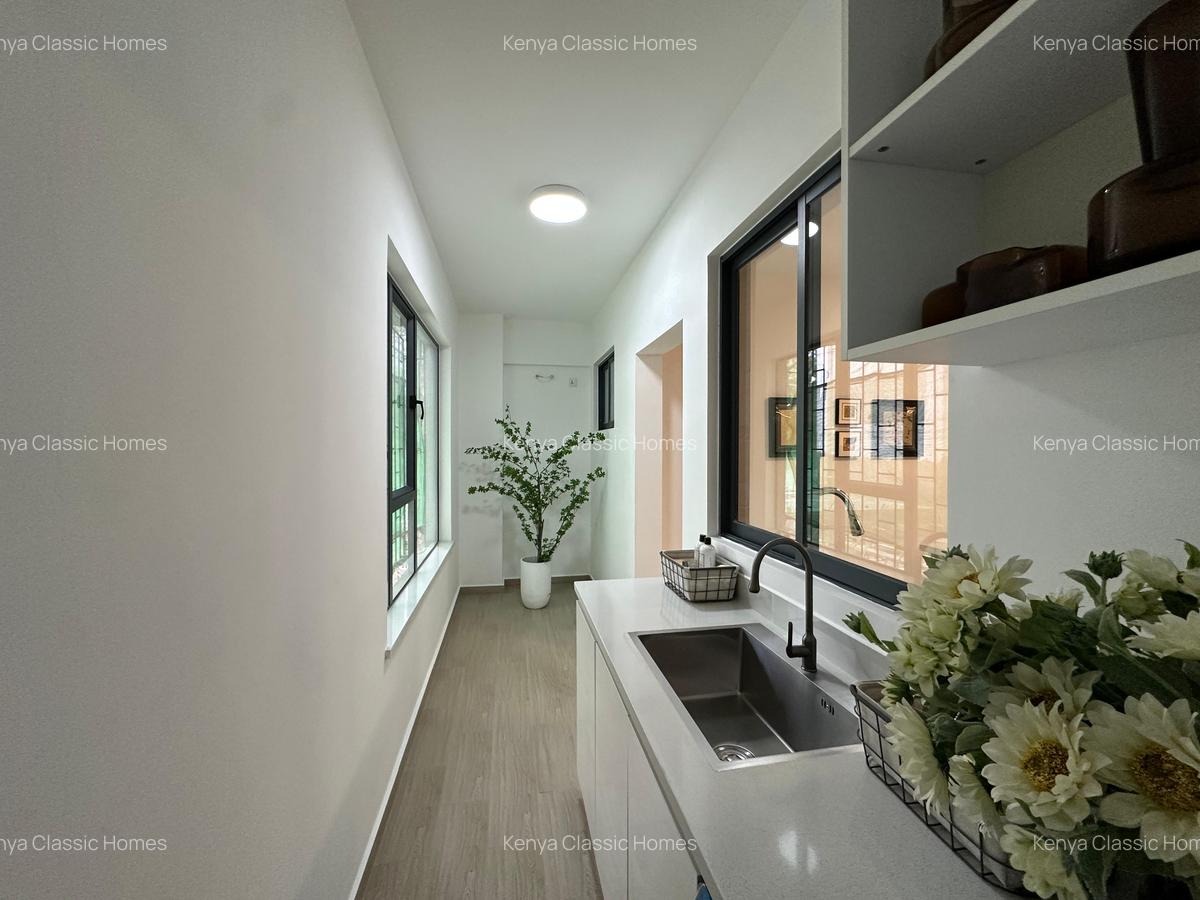 5 Bed Apartment with En Suite at Kilimani - 4