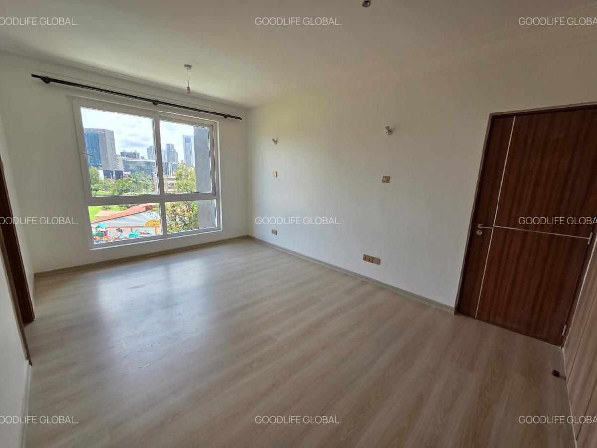 3 Bed Apartment with En Suite in Westlands Area - 9