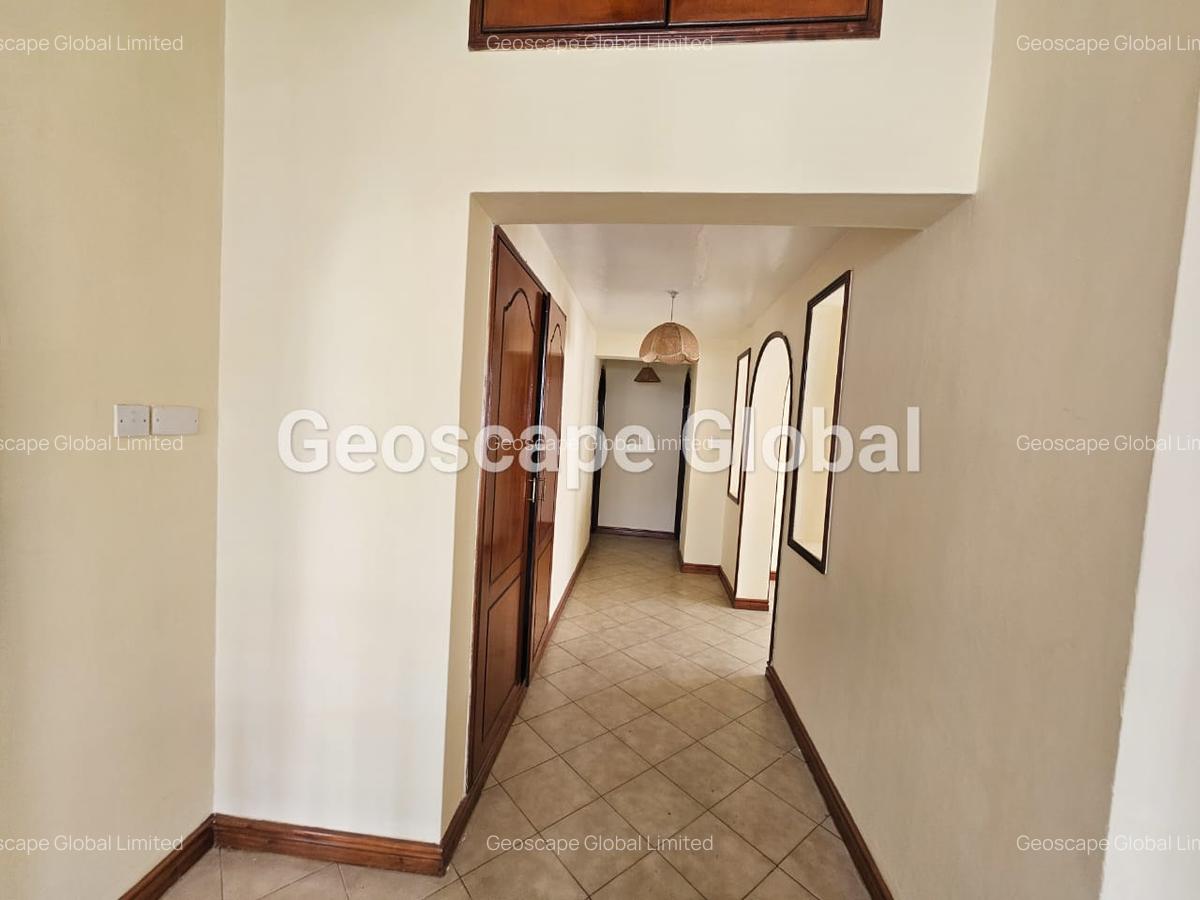 5 Bed Townhouse with En Suite in Riverside - 7