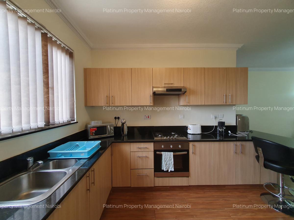 Serviced 2 Bed Apartment with En Suite at Brookside - 6