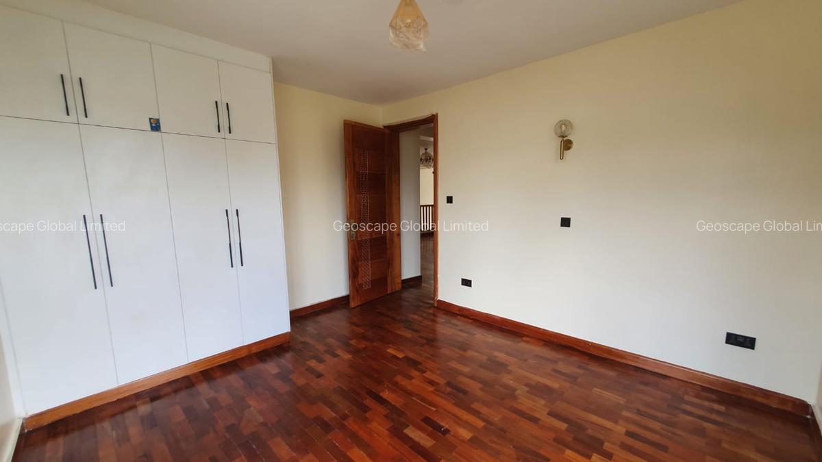 4 Bed Townhouse with En Suite in Karen - 5