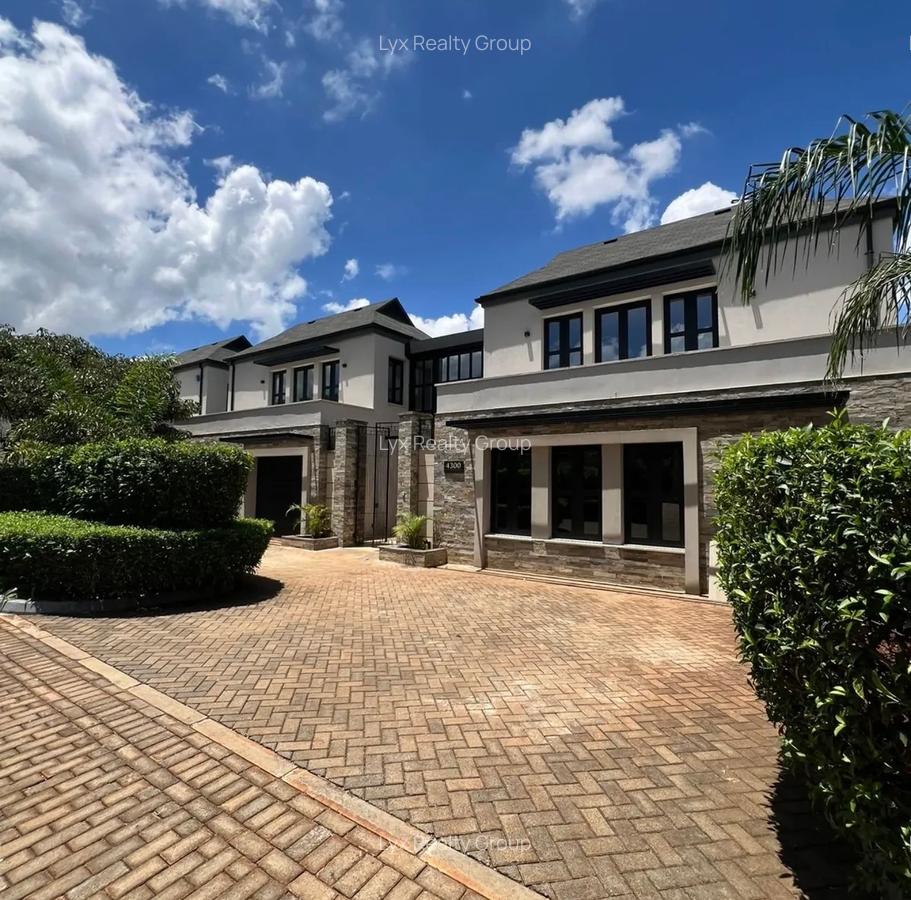 4 Bed Townhouse with En Suite in Runda - 1