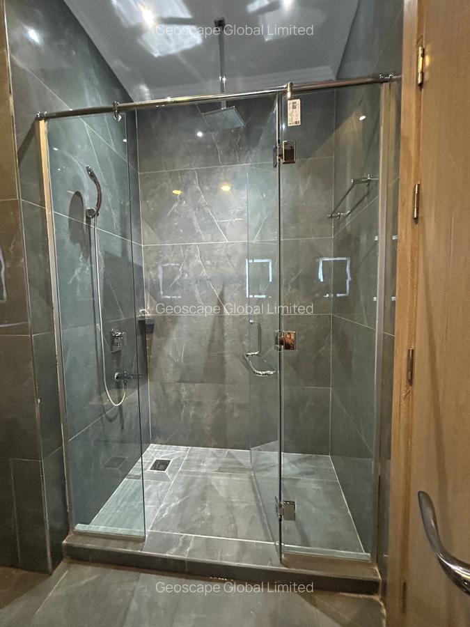 4 Bed Apartment with En Suite in Spring Valley - 4