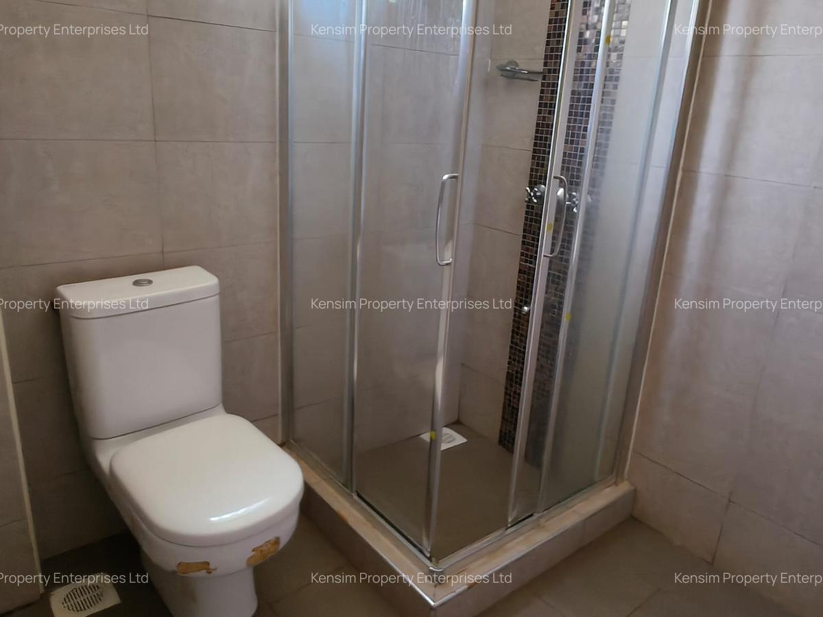5 Bed Townhouse with En Suite in Runda - 5