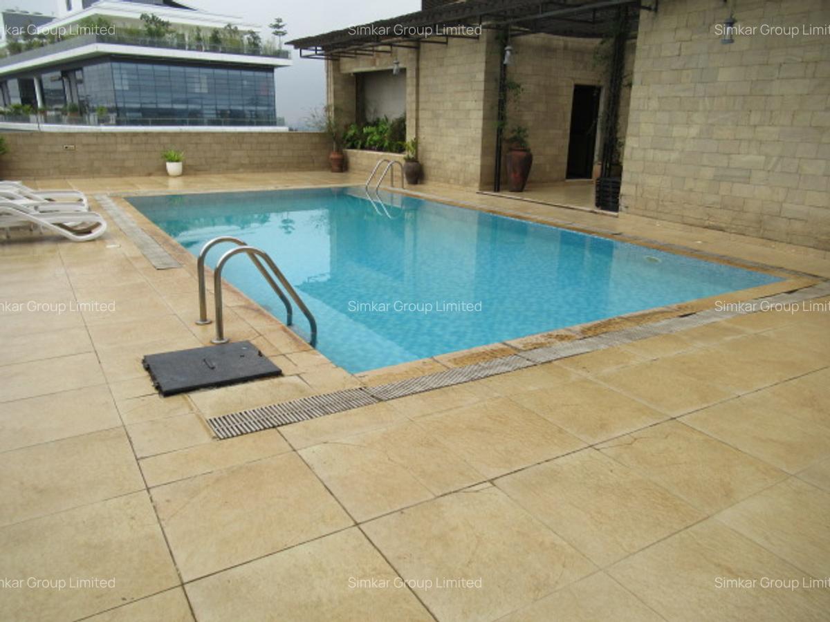 2 Bed Apartment with En Suite at Riverside Drive - 3