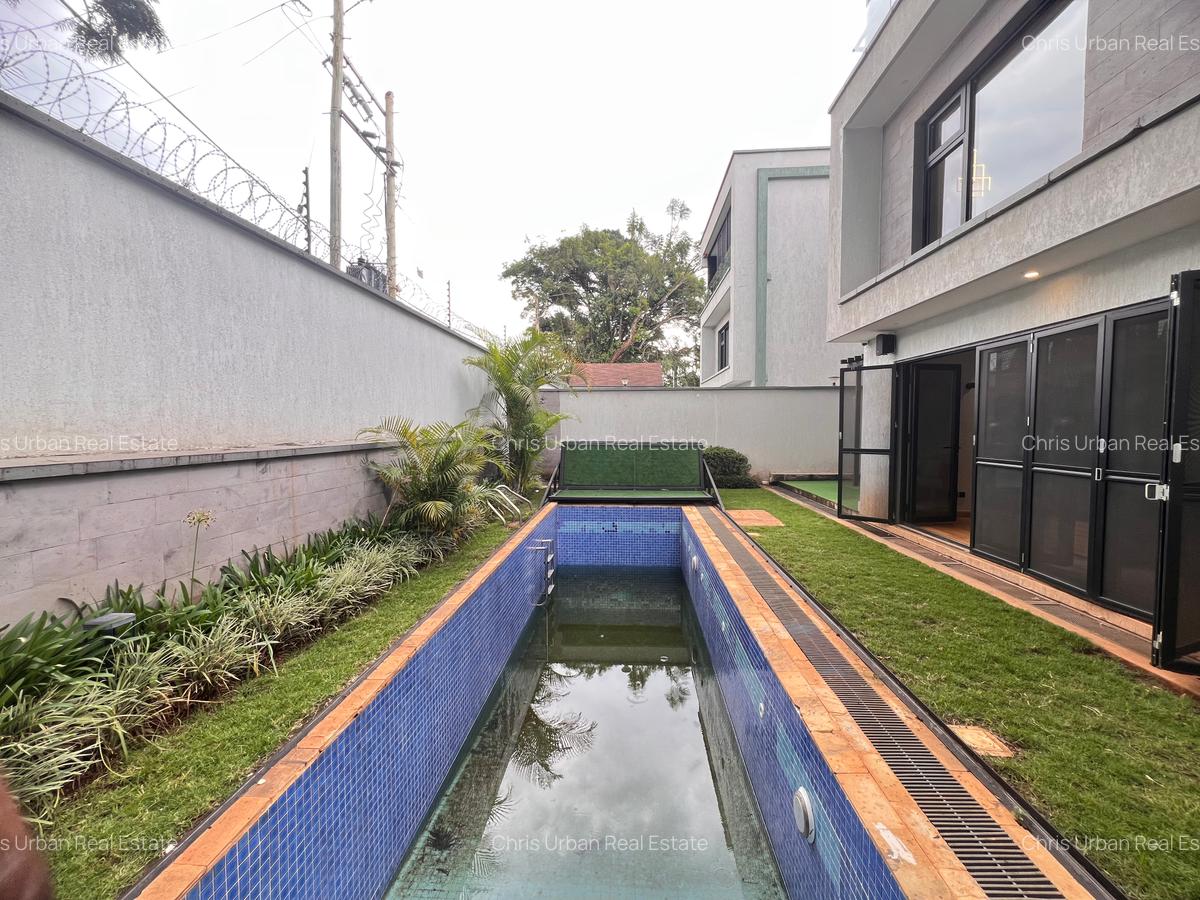 4 Bed Villa with En Suite at James Gichuru - 14